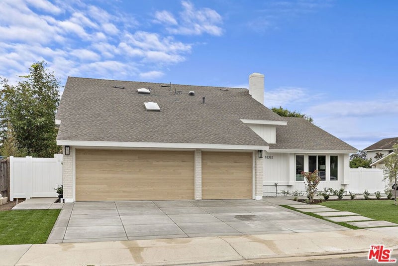 18362 Oxboro Lane