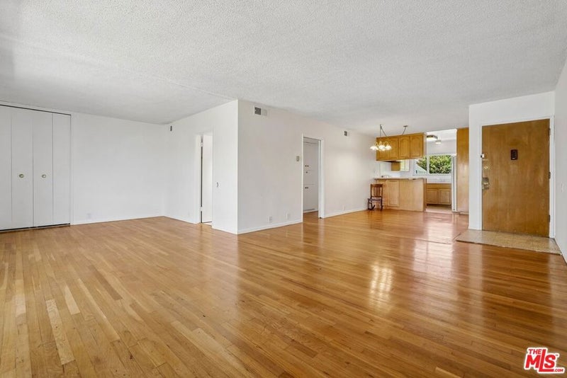 3200 S Sepulveda Boulevard K36