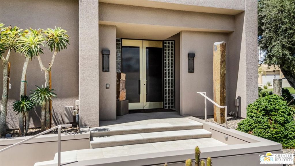 70810 Tamarisk Lane