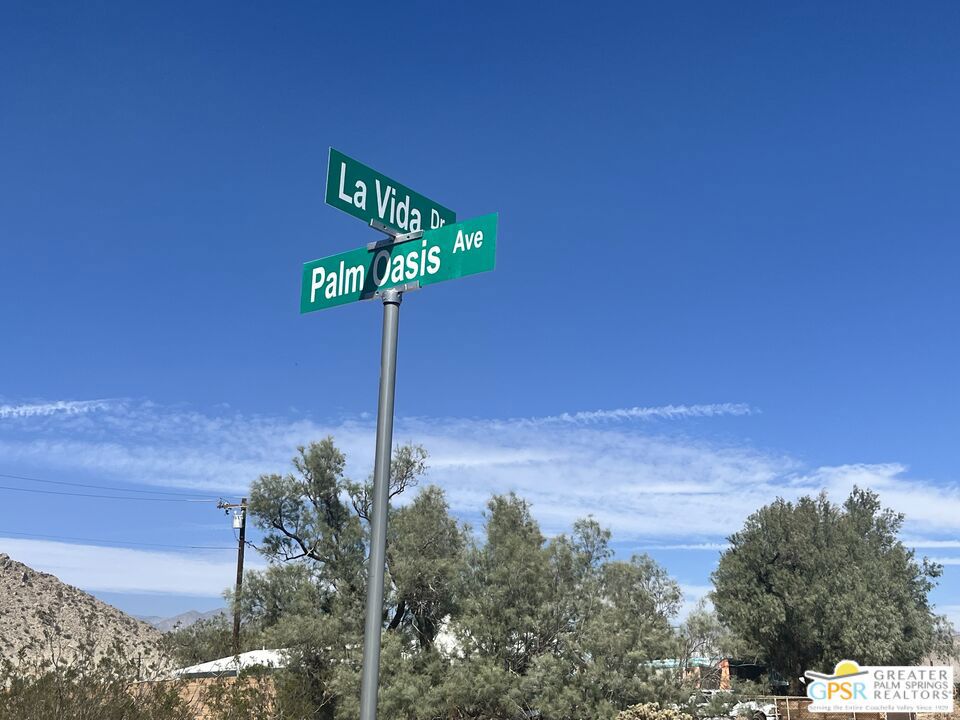 0 La Vida Drive