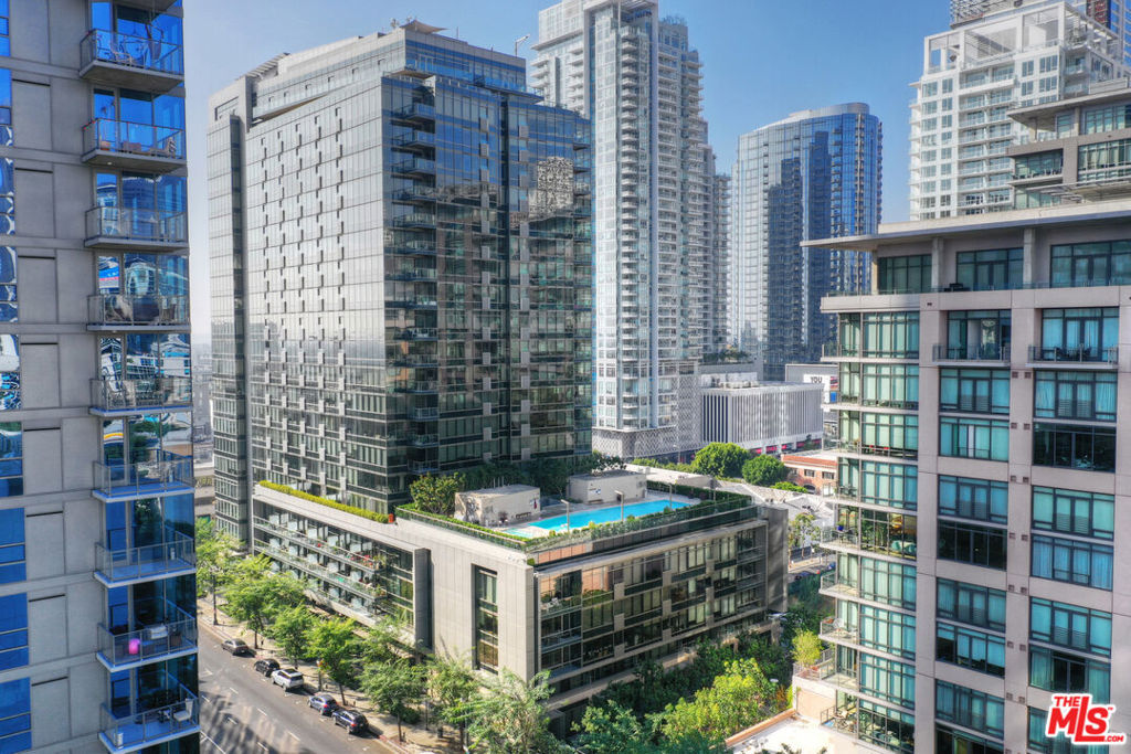 1155 S Grand Avenue 1103