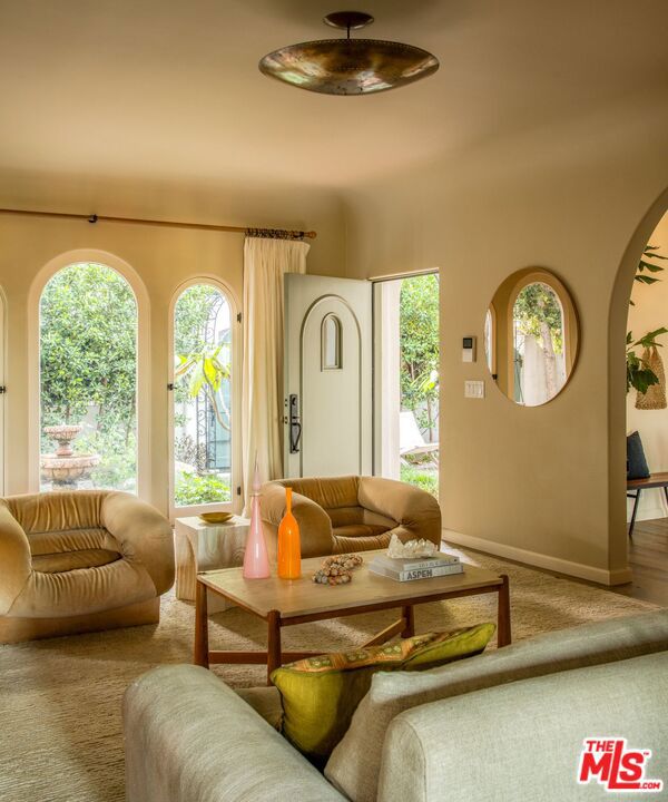 1982 N Normandie Avenue