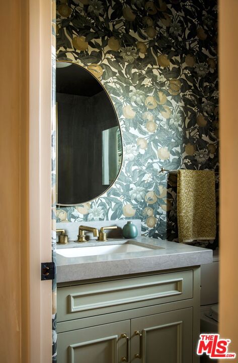 1982 N Normandie Avenue