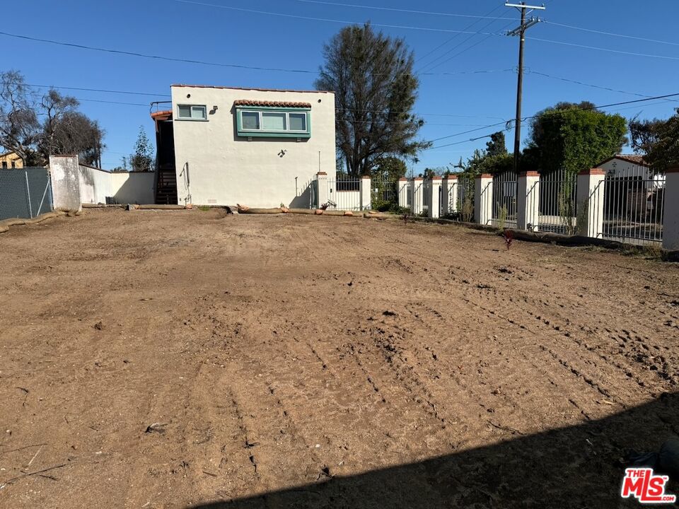 900 Hartzell Street