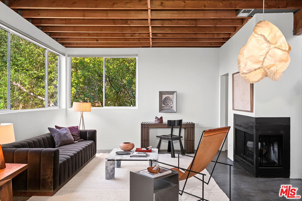 23685 Clover Trail