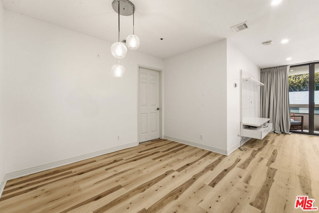 121 S Hope Street 313