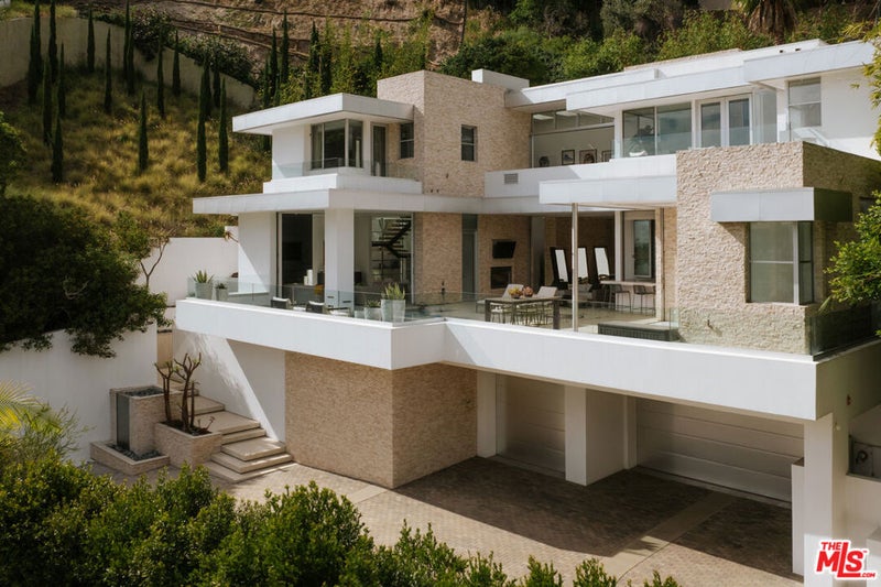 9311 Readcrest Drive