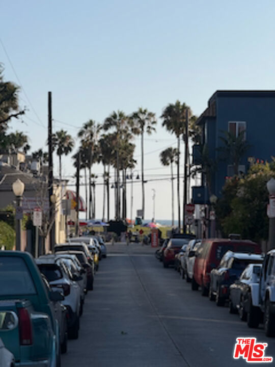 38 Horizon Avenue