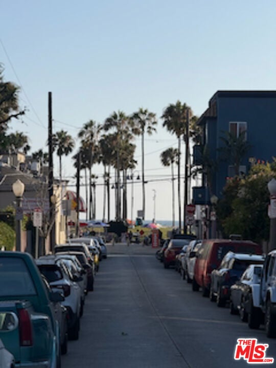 38 Horizon Avenue