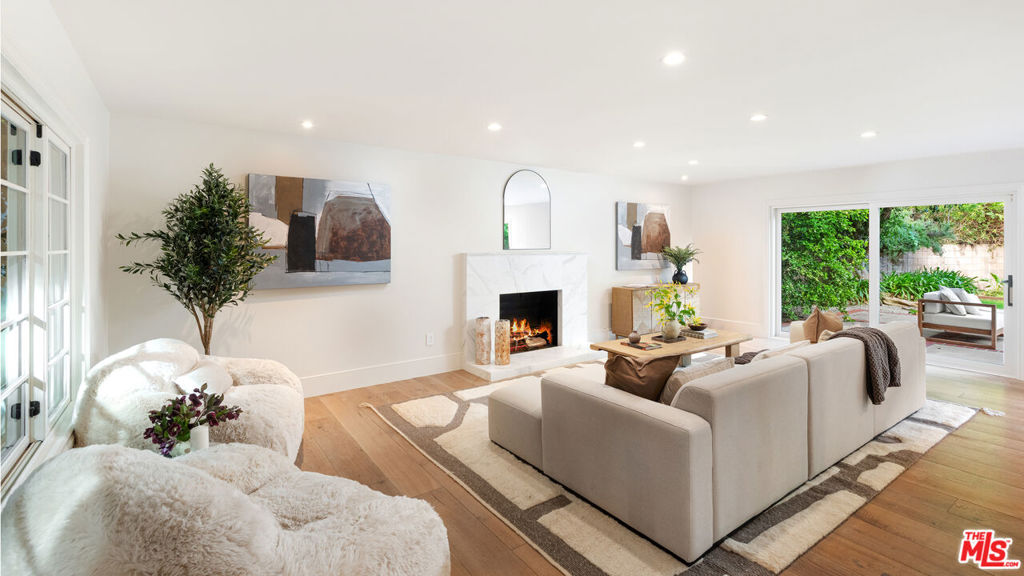 30601 Sicomoro Drive