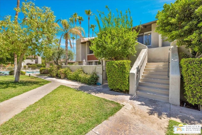 1150 E Amado Road 17B2