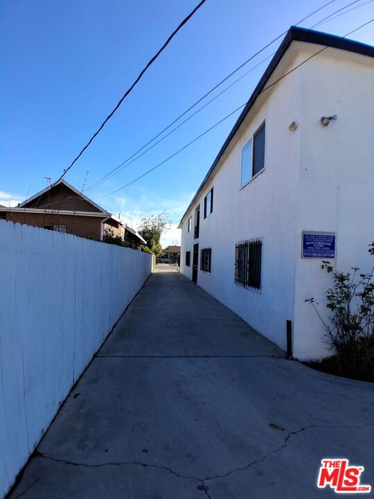 849 W 73rd Street