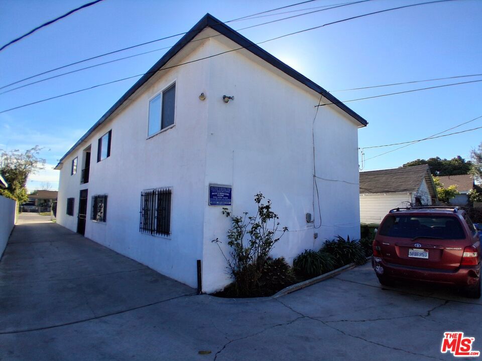 849 W 73rd Street