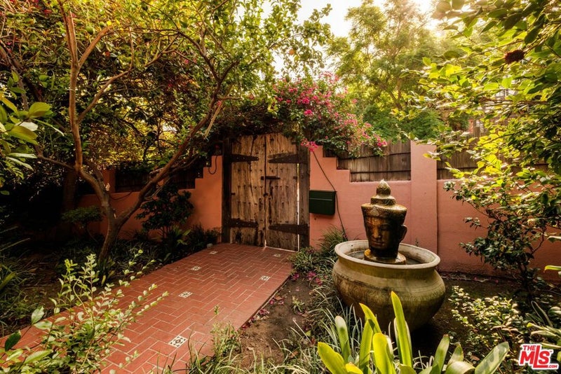 3359 Bennett Drive