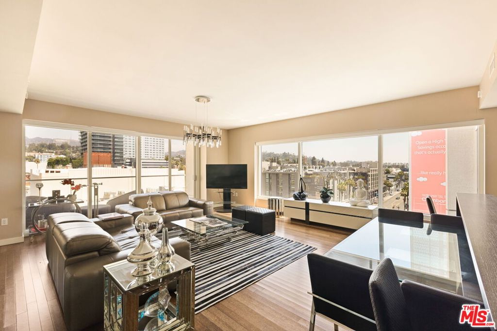 6250 Hollywood Boulevard 8A