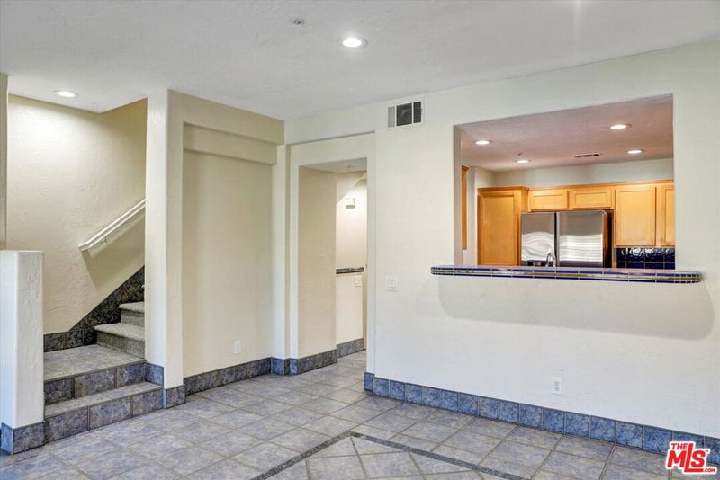 630 E Walnut Street