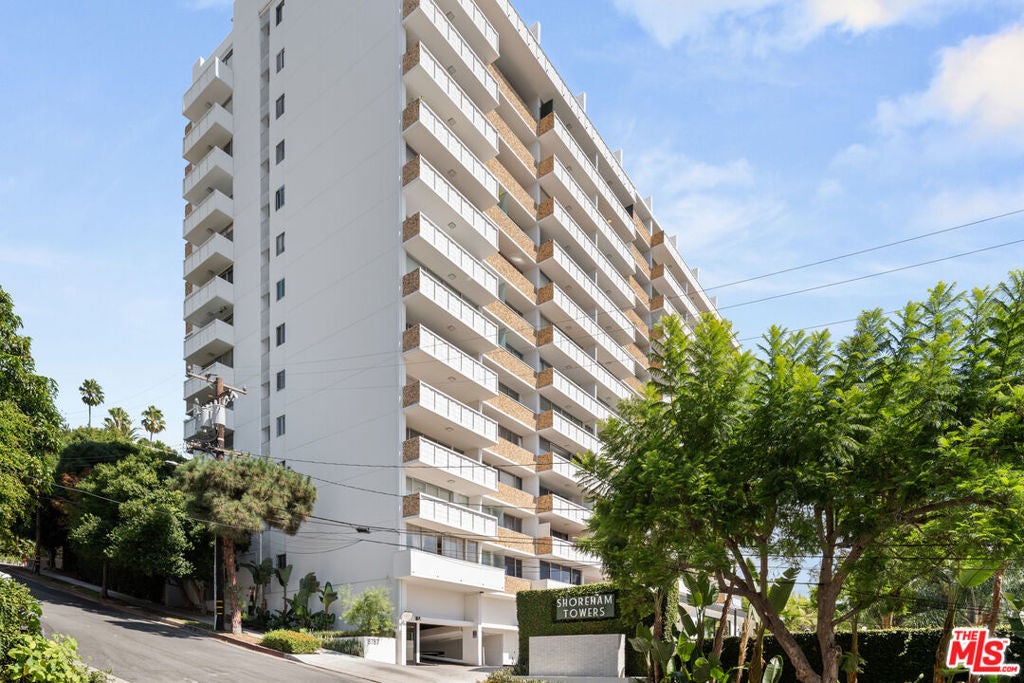 8787 Shoreham Drive 109