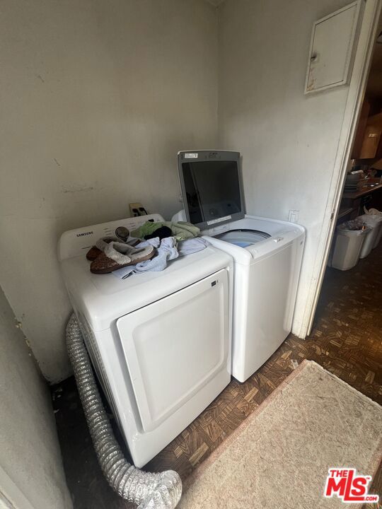 1036 W 109th Street