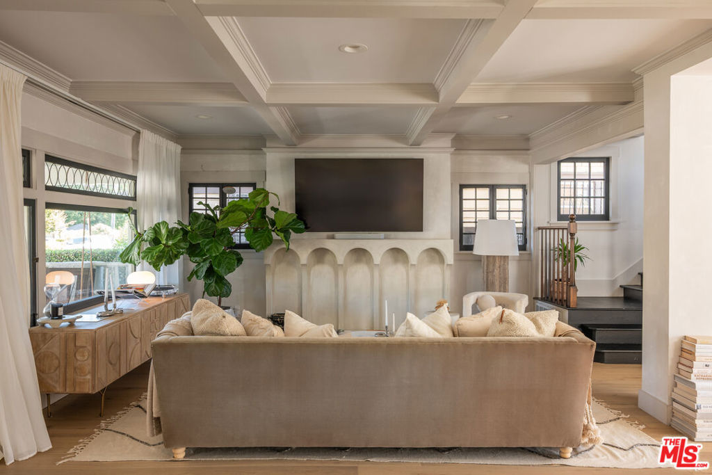 1715 S Kingsley Drive