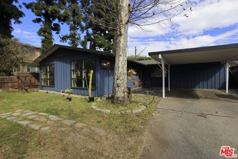 7058 Petit Avenue Van Nuys CA 91406