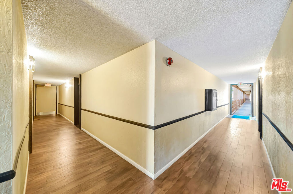 320 S Ardmore Avenue 236