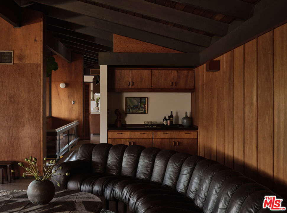 Properties 3 2052 Mayview Drive