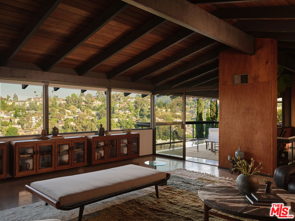 Properties 2 2052 Mayview Drive