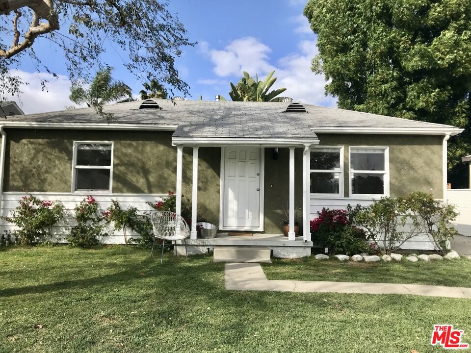 Properties 3 15227 1/2 Valleyheart Drive
