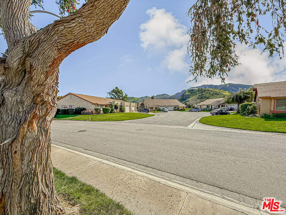 20151 Village 20