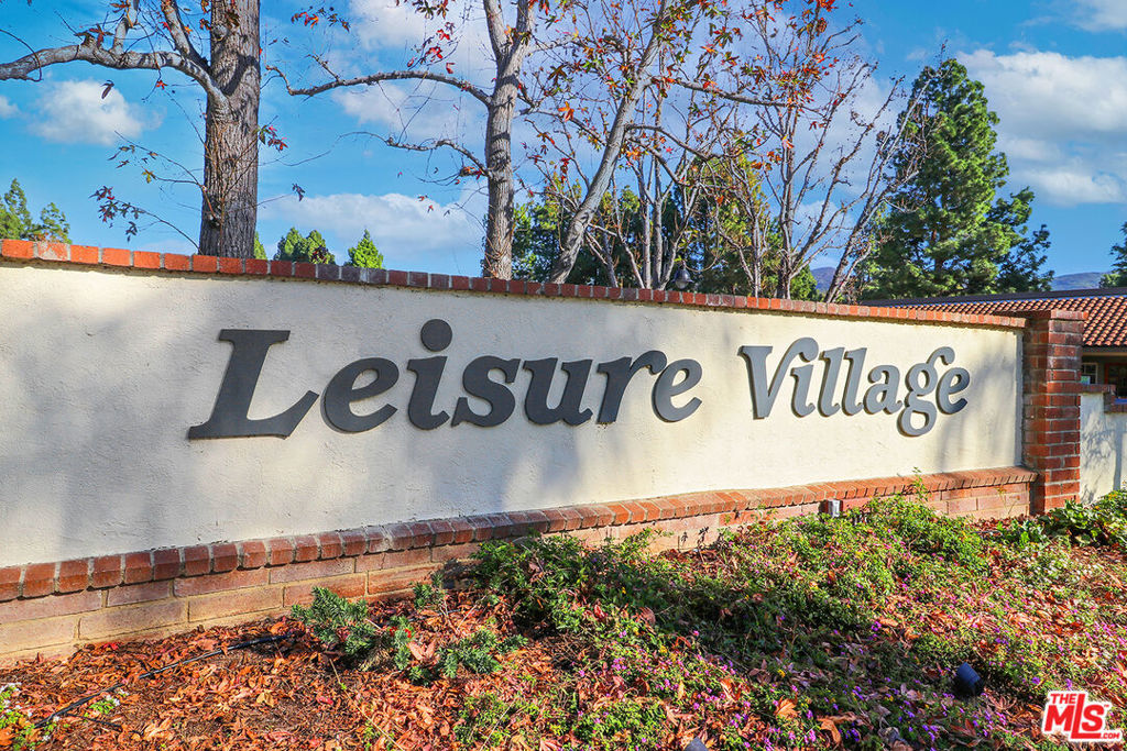 20151 Village 20