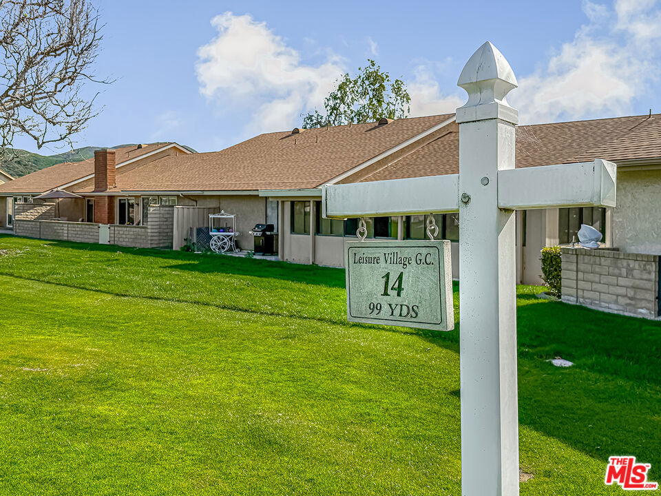 20151 Village 20
