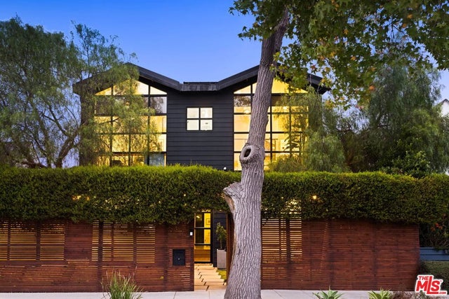 3024 Stanford Avenue, Los Angeles