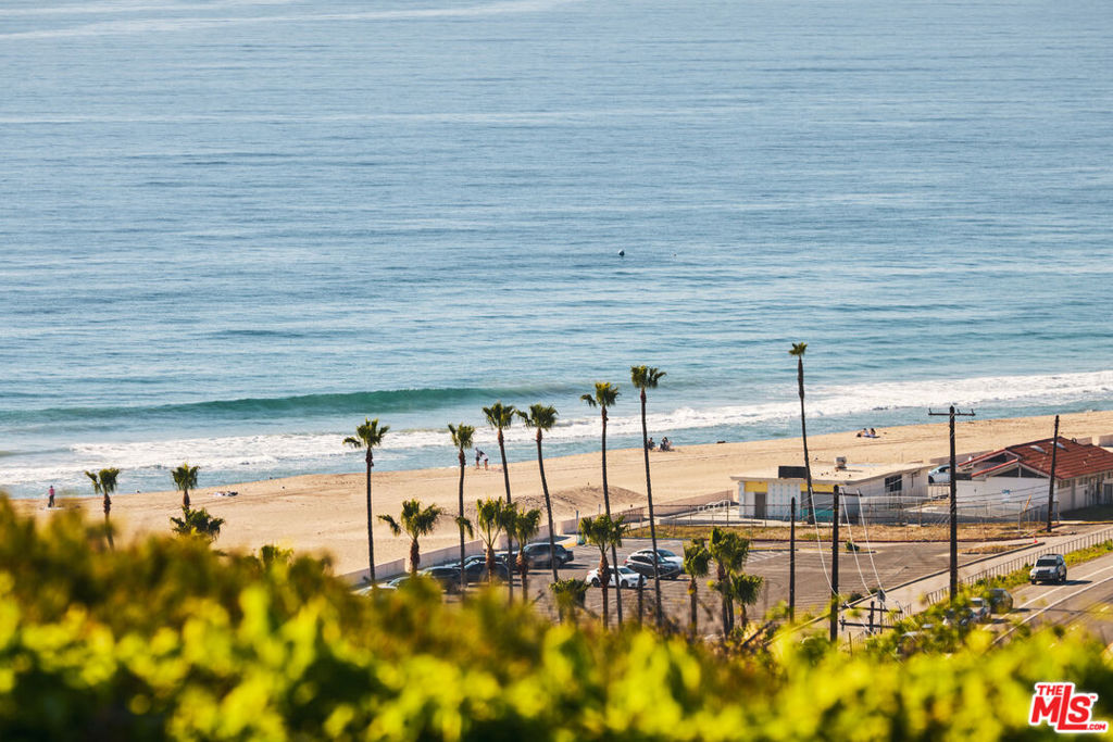 29500 Heathercliff Road 196