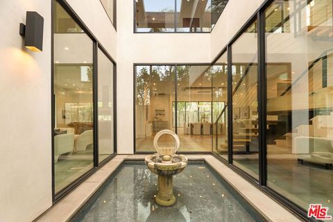 458 S Mansfield Avenue Los Angeles CA 90036