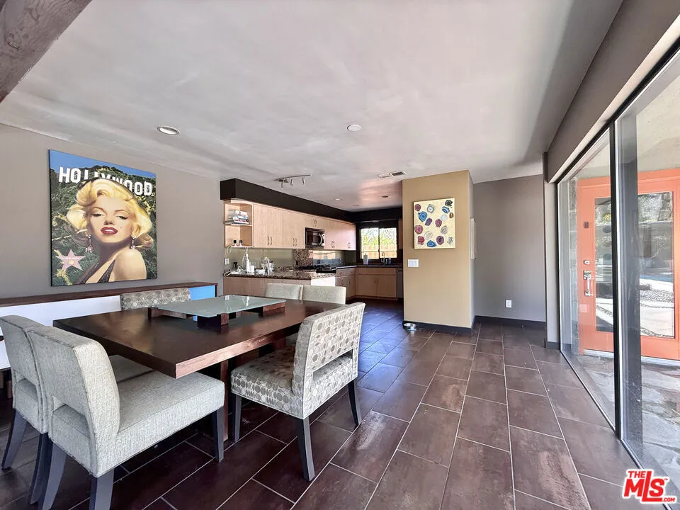 Palm Springs, California 92264, United States, 3 Bedrooms Bedrooms, ,3 BathroomsBathrooms,Residential,Active,141700