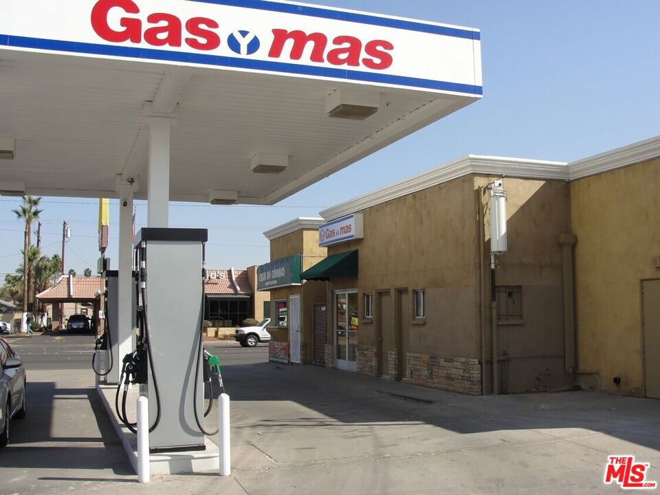 723 S Imperial Avenue