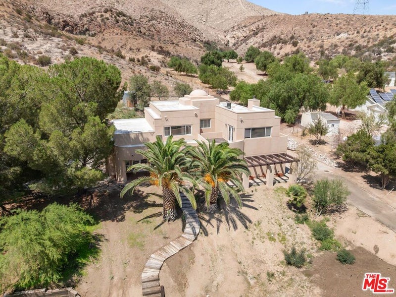 5255 Soledad Canyon Road