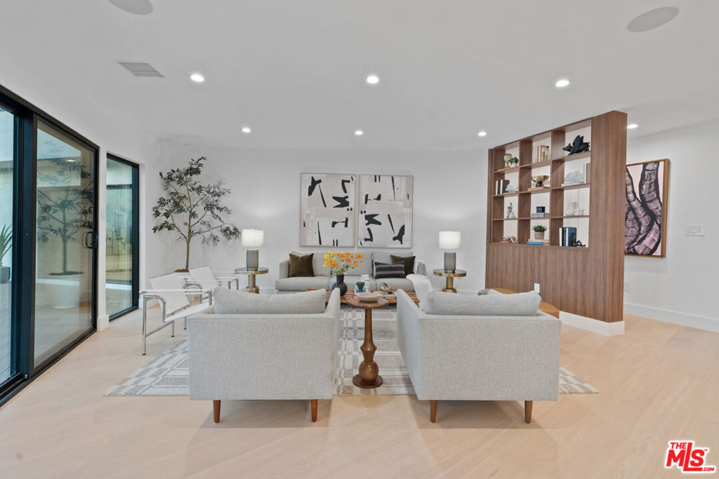 4207 Don Alanis Place