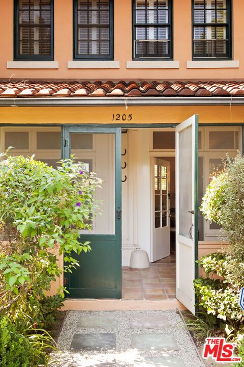 Properties 3 1205 Arden Road