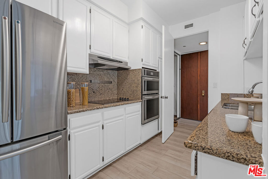 Properties 4 515 Ocean Avenue 303S