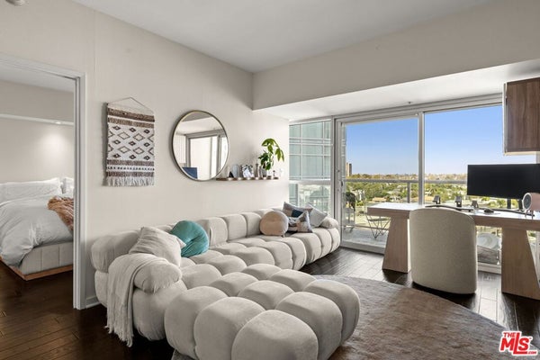 13700 MARINA POINTE DR UNIT 809, MARINA DEL REY, CA 90292 - Image 5ce714364a656b7940d156b4e4b9ef6e/1175107958