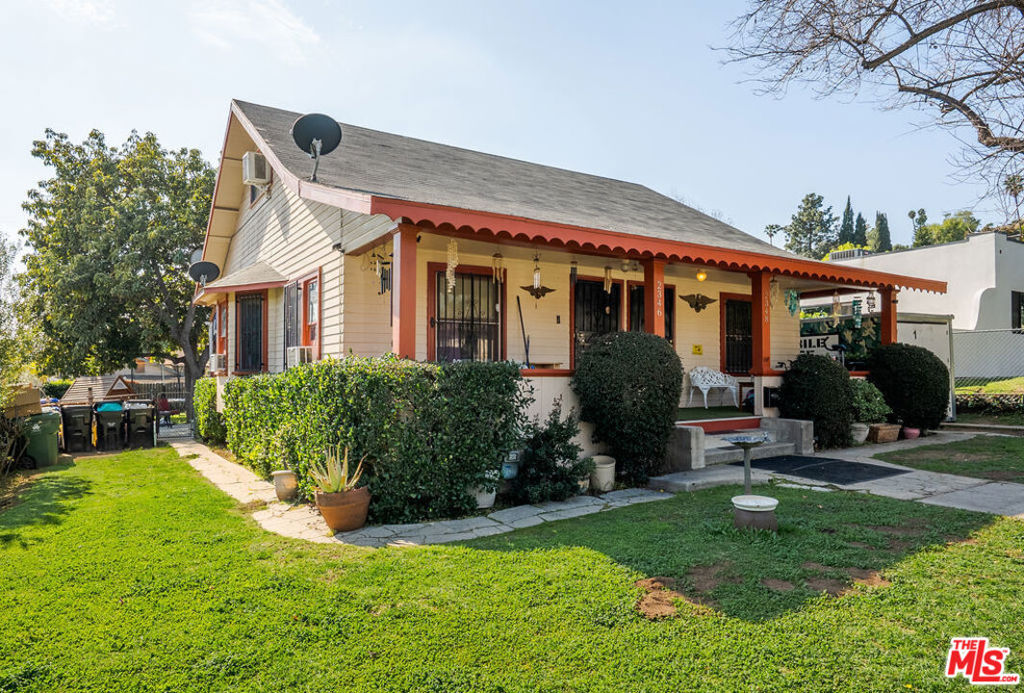 2346 2348 Yosemite Drive