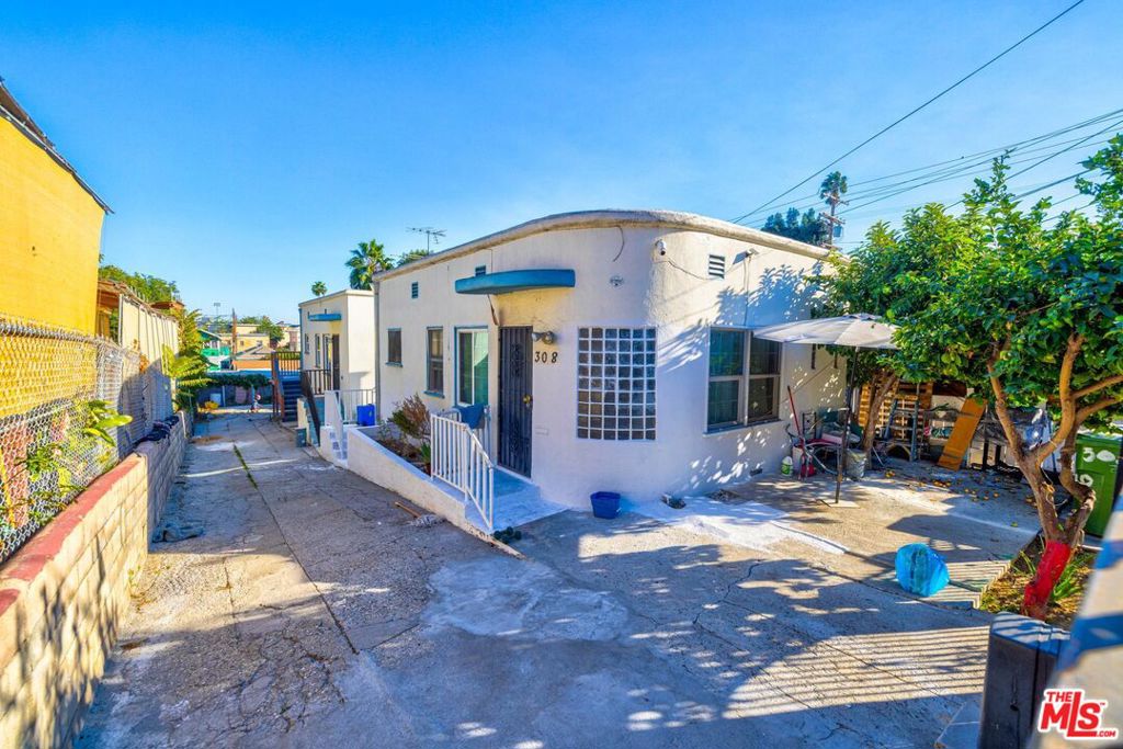 308 E Edgeware Road