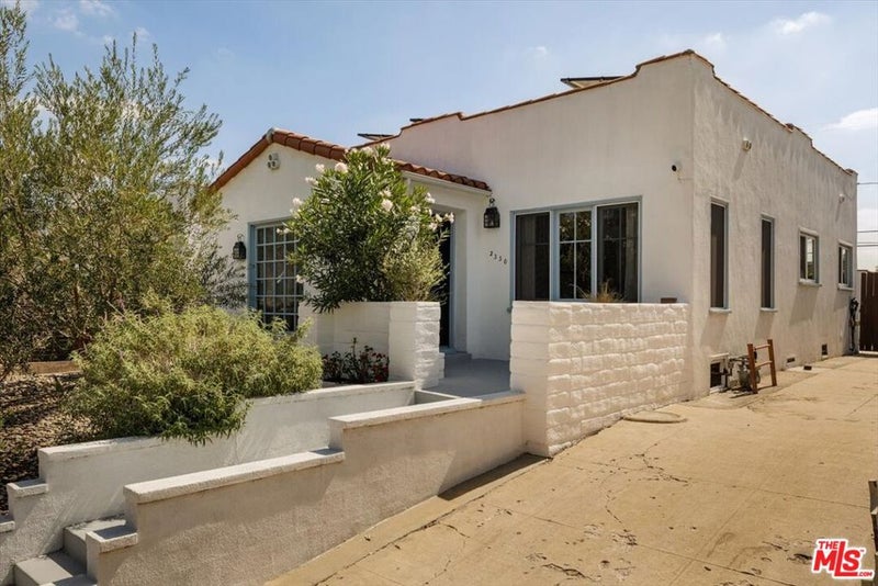 2330 Fernleaf Street