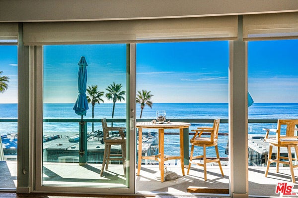 11874 CORAL REEF LN, MALIBU, CA 90265 - Image 5d342b3f6df03c96f7b346c38b2fd0eb/3694040937