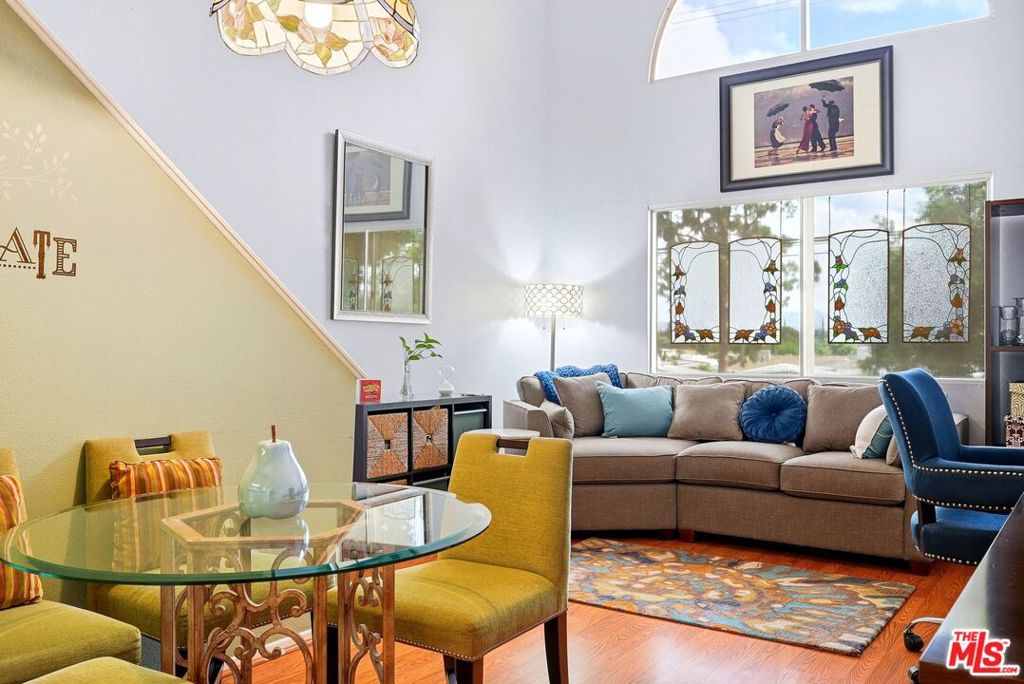 12601 Van Nuys Boulevard 256