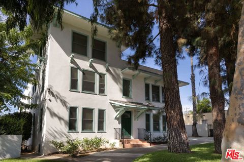 2191 El Sereno Avenue Altadena CA 91001