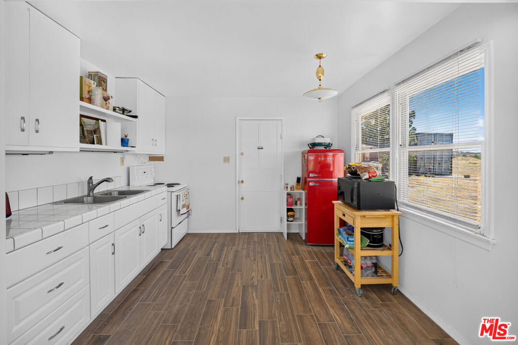 45558 250th Street