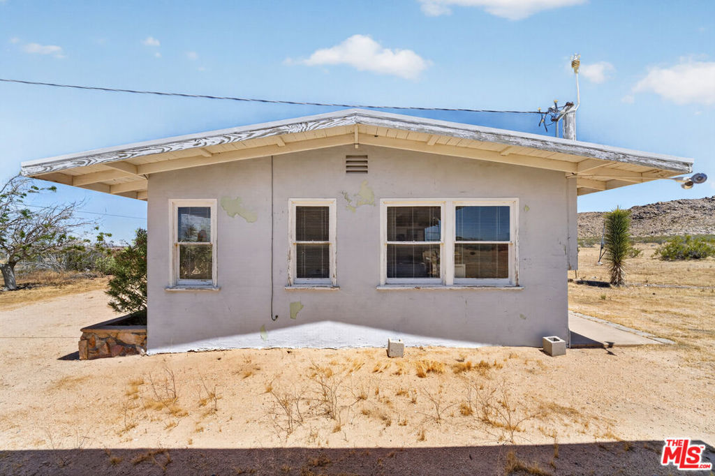 45558 250th Street