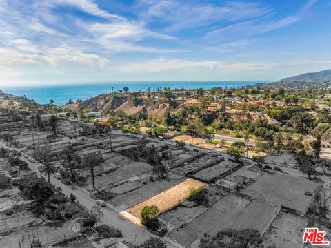743 Haverford Avenue Pacific Palisades CA 90272